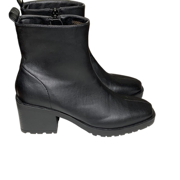 SHU Shop Yenni black boots. Block heel. Size 7 - Picture 1 of 8